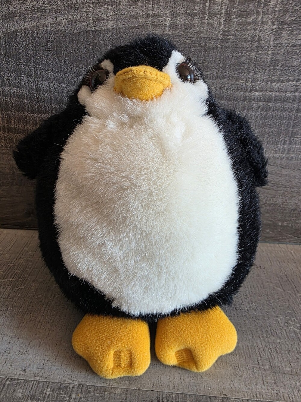 Russ Berrie #880 Fairbanks 7.5" Penguin EYELASHES Plush Stuffed Animal Vtg g52